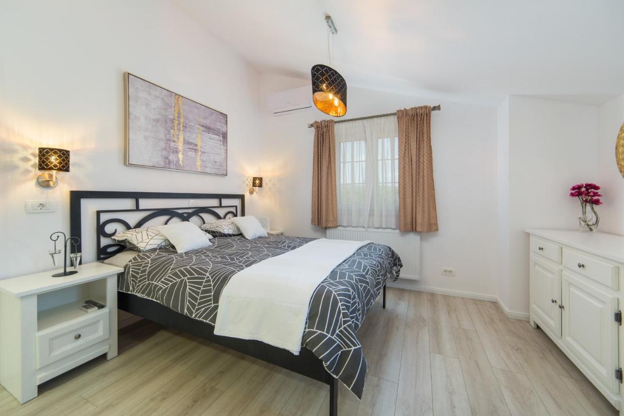 Villa Argenta Arzano Luaran gambar