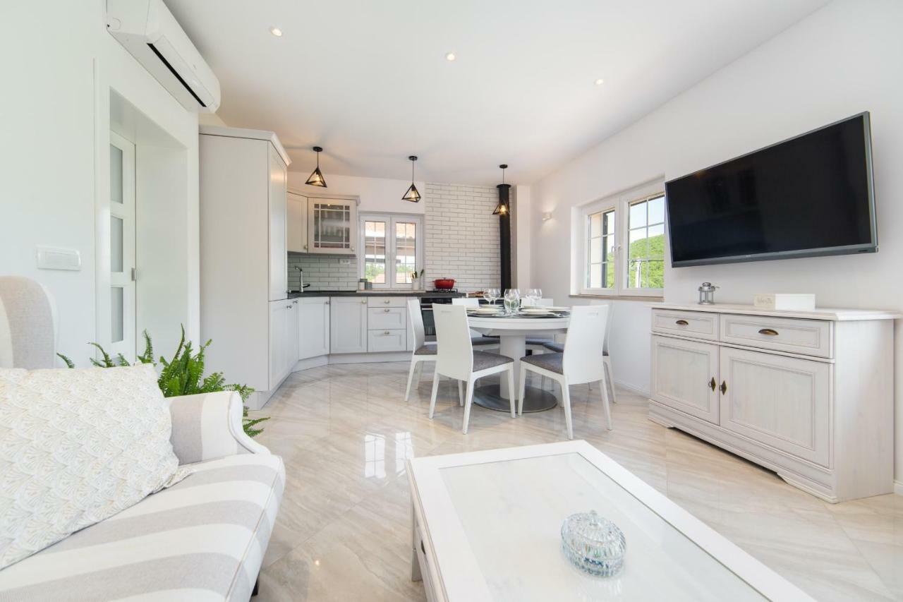 Villa Argenta Arzano Luaran gambar