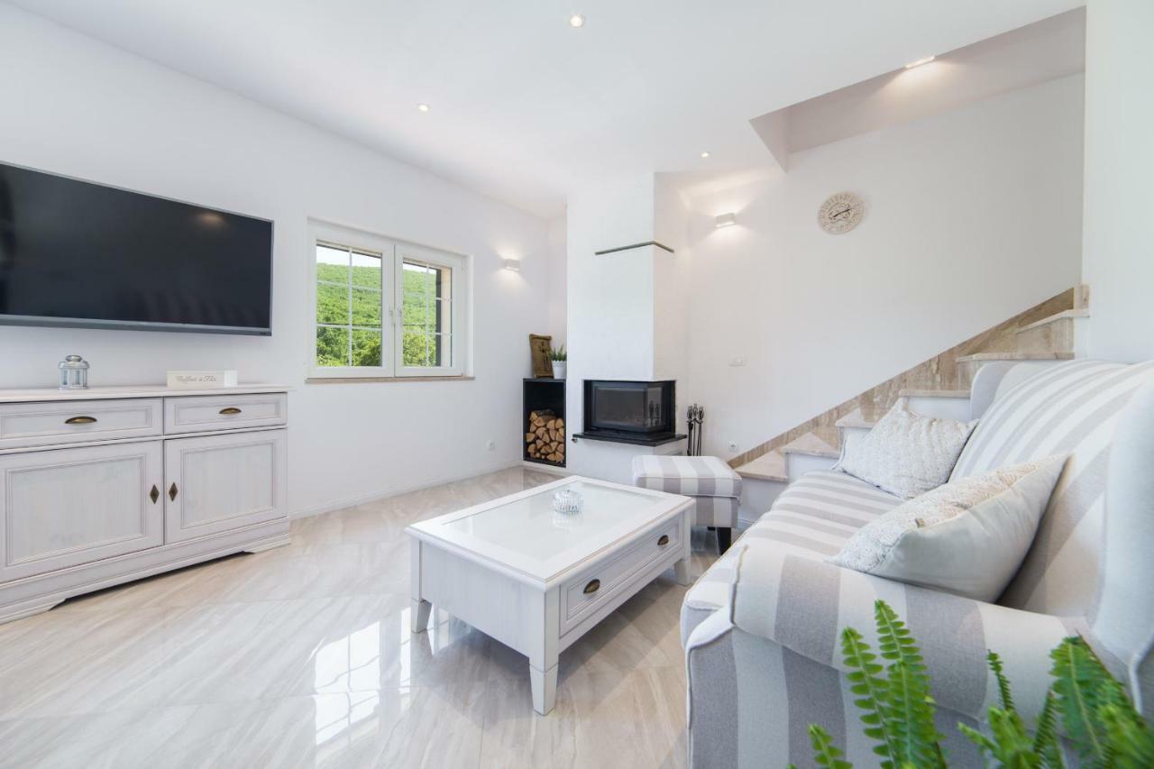 Villa Argenta Arzano Luaran gambar