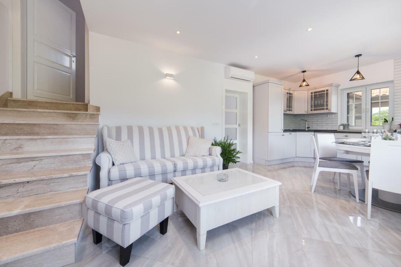 Villa Argenta Arzano Luaran gambar